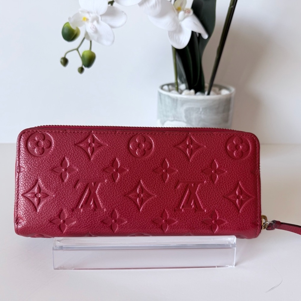 Authentic Louis Vuitton Zippy Wallet Empreinte Leather – Bold Red – - Picture 3 of 17